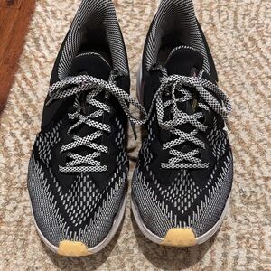 Nike Black and White Patterned Sneakers